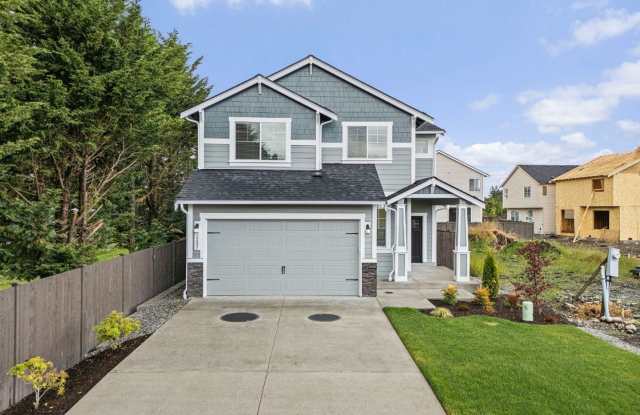 Brand New Yelm Rental | 4 Bedroom Home with Office, A/C & Bonus Loft Space!