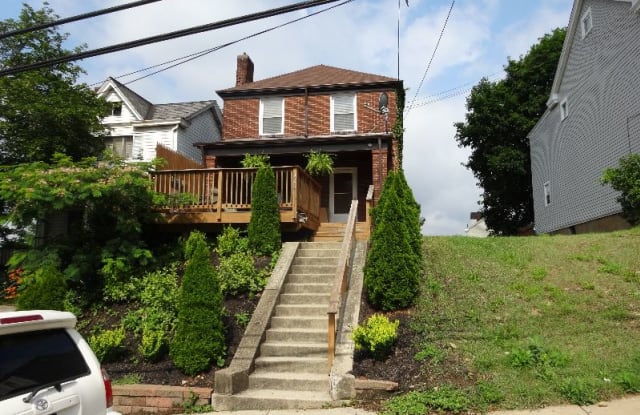 326 Sweetbriar St - 326 Sweetbriar Street, Pittsburgh, PA 15211