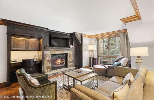 315 E Dean Street unit: B65