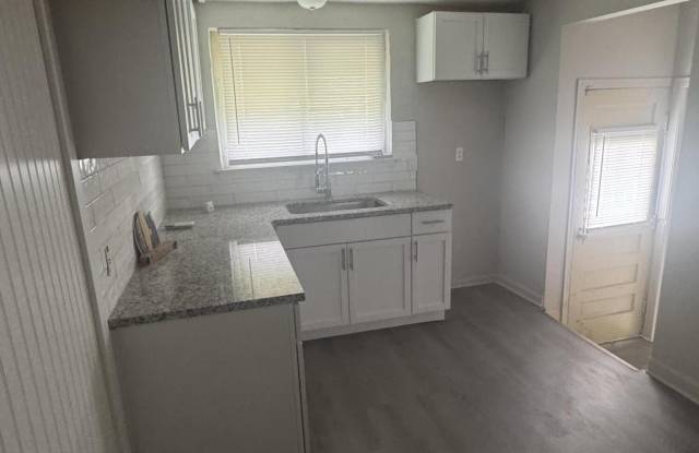 8824 Artesian Street