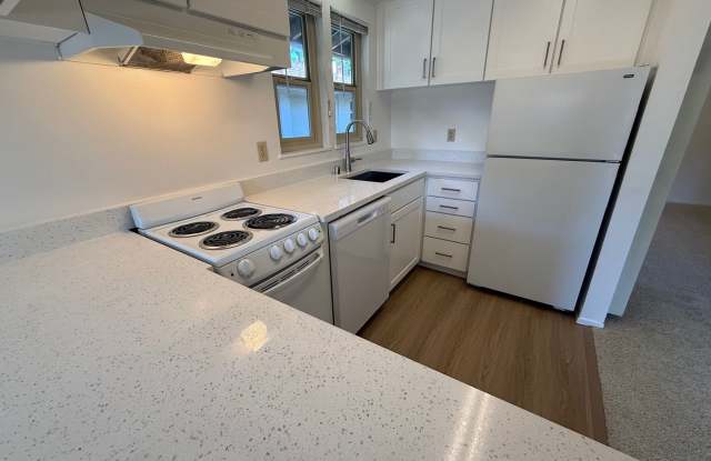 Camelback South Apartments