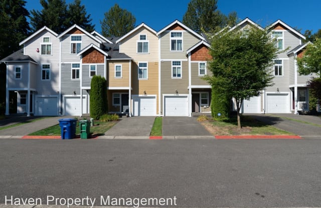 11568 SE 170th Ct - 11568 Southeast 170th Court, Renton, WA 98055