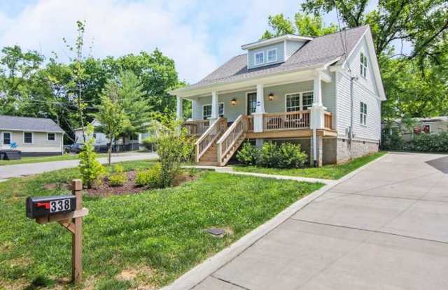 East Nashville 3 Bedroom 2.5 Bath!