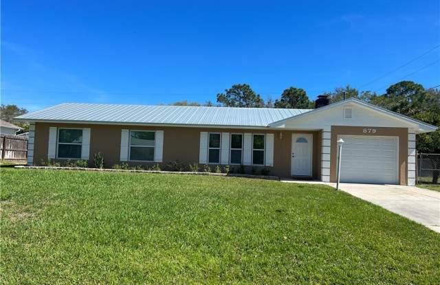 879 BLOSSOM DRIVE
