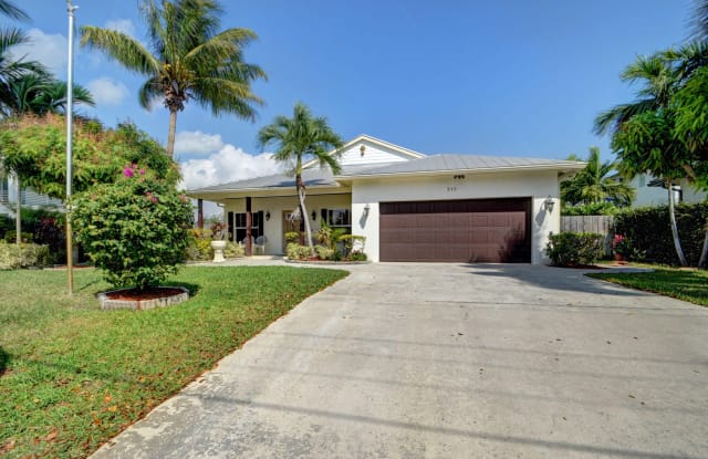 215 Gulfstream Boulevard - 215 Gulfstream Boulevard, Boynton Beach, FL 33435