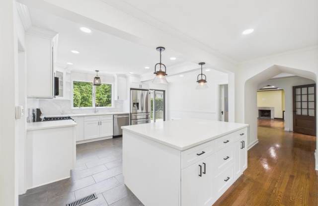 75 Lord Kitchener Road