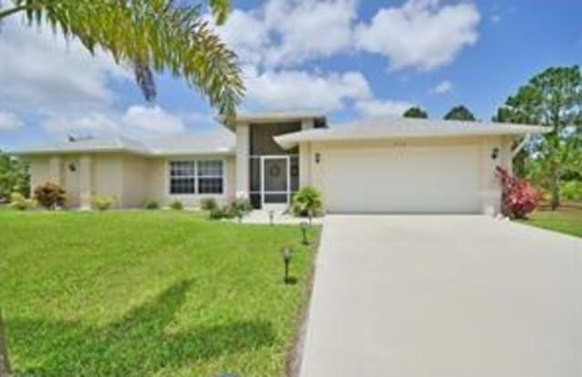 728 Drury AVE - 728 Drury Avenue, Lehigh Acres, FL 33974