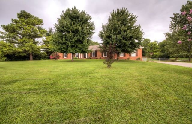 8110 Moores Lane - 8110 Moores Lane, Brentwood, TN 37027