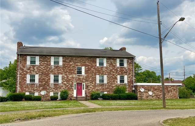 1520 Stewart Circle NW