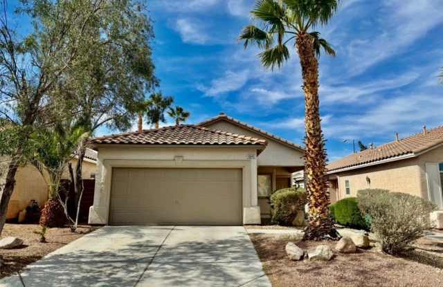 8645 Emerald Grove Way
