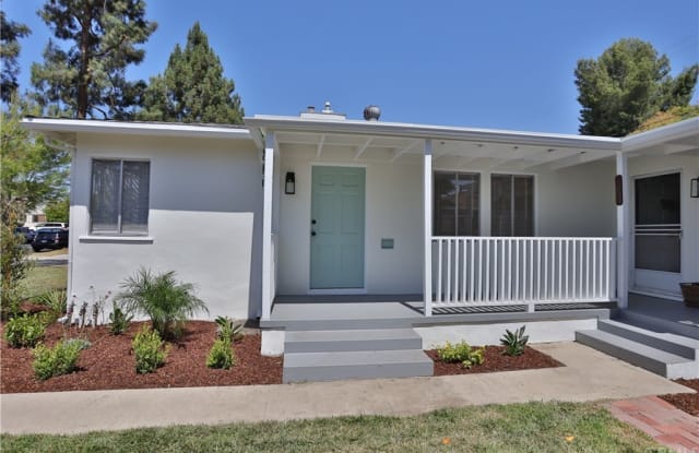 542 N Niagara Street - 542 North Niagara Street, Burbank, CA 91505