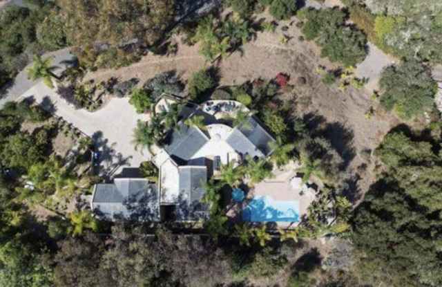 2891 Hidden Valley Ln