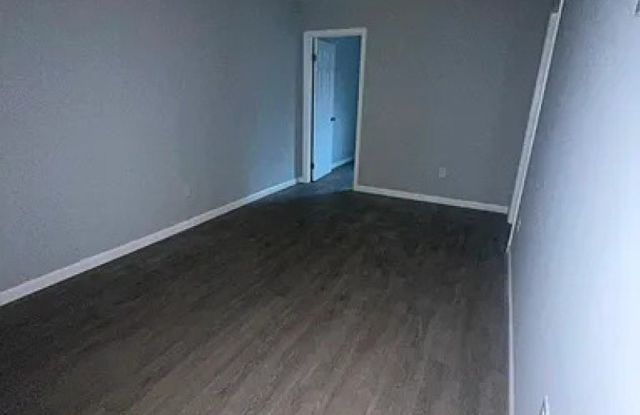 Photo of 848 S 14Th St