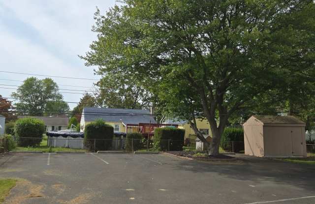 Photo of 1303 VETERANS HWY