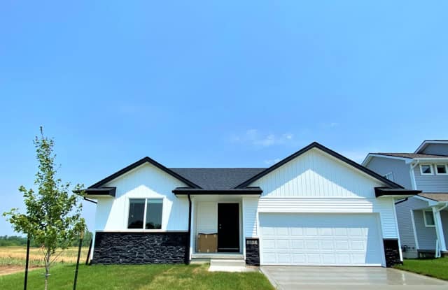 Photo of Beautiful Ranch Home, HUGE Basement!