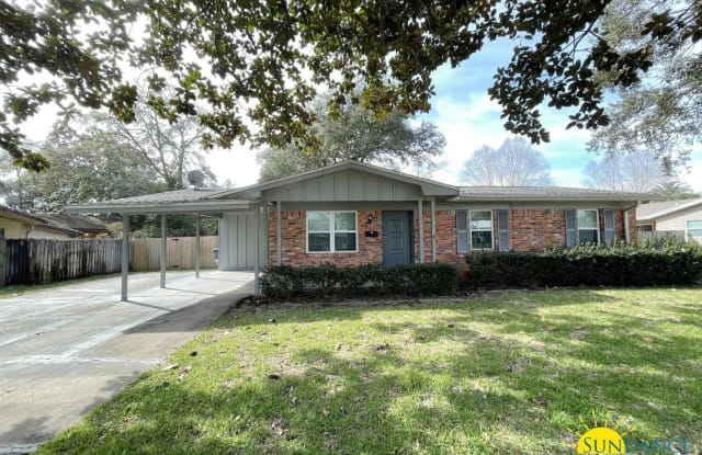 637 Golf Course Drive Fort Walton Beach FL Apartments For Rent