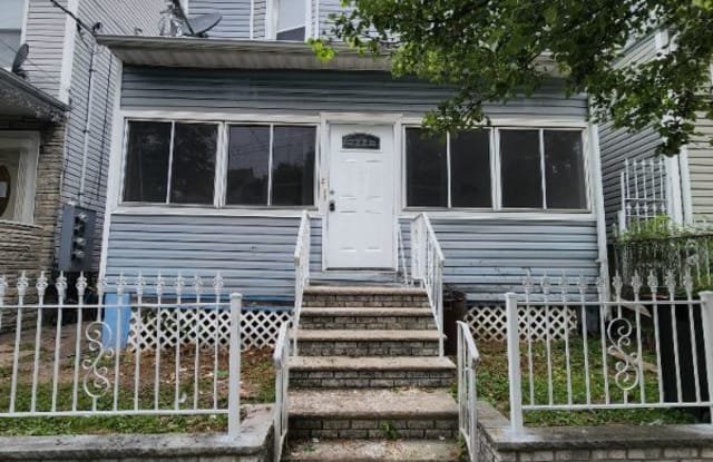 420 Harrison St B - 420 Harrison Street, Passaic, NJ 07055