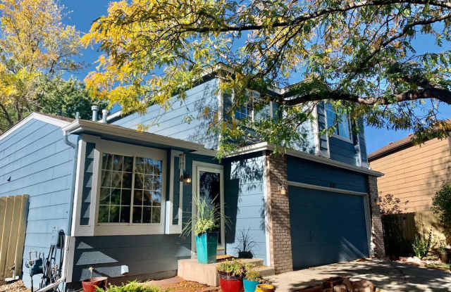 Beautiful Superior Home on Oversized Cul-de-Sac Lot!