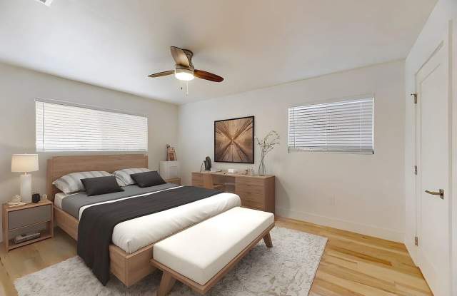 Room in 5 Bedroom Home at Lightsey Rd