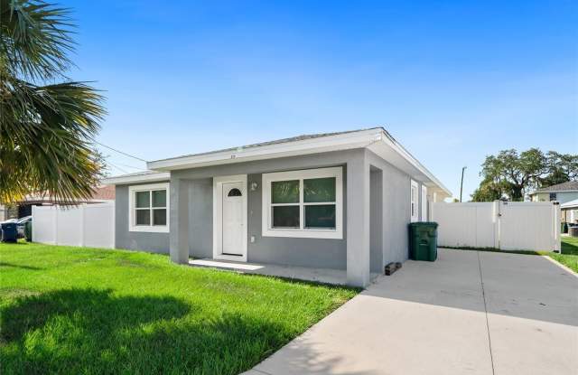 Photo of 311 AVENUE P NW