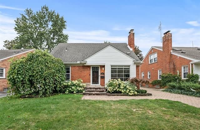 1596 MANSFIELD Road - 1596 Mansfield Road, Birmingham, MI 48009