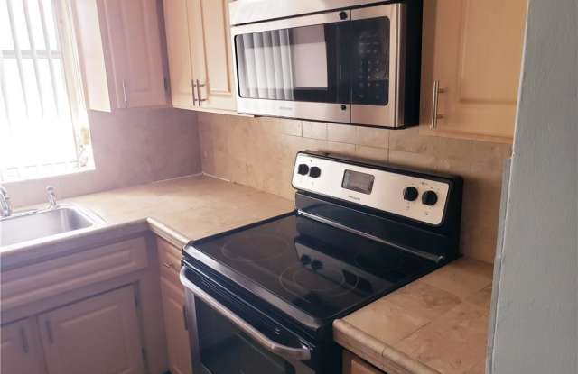 4820 Northeast 23rd Avenue