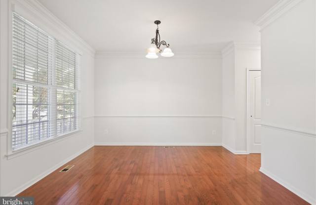 15221 LONDONS BRIDGE Road