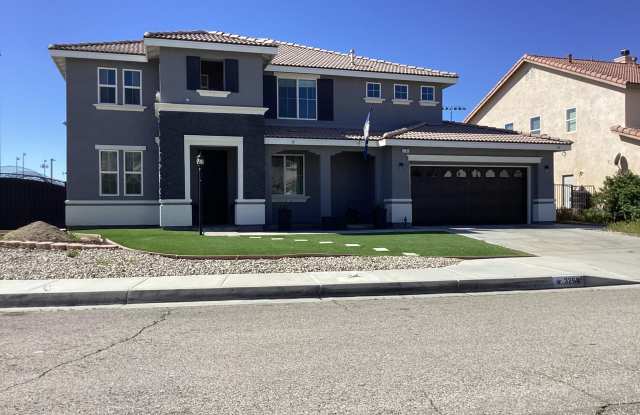 3268 W Ave J 10