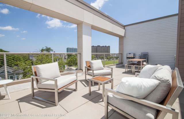 601 Heck Street unit: 307