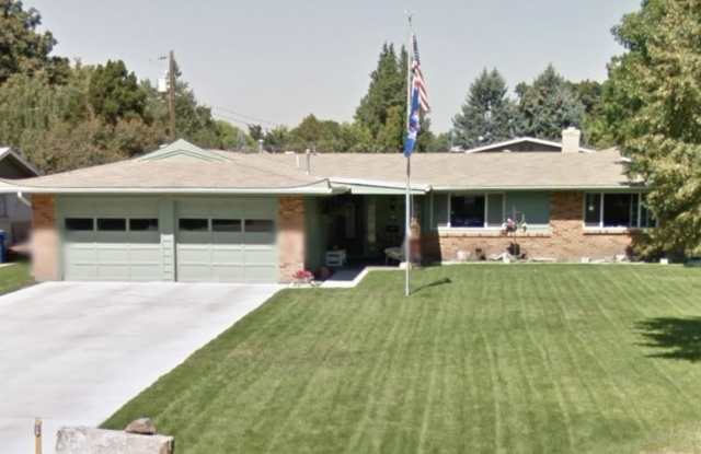 2821 Pauley Loop