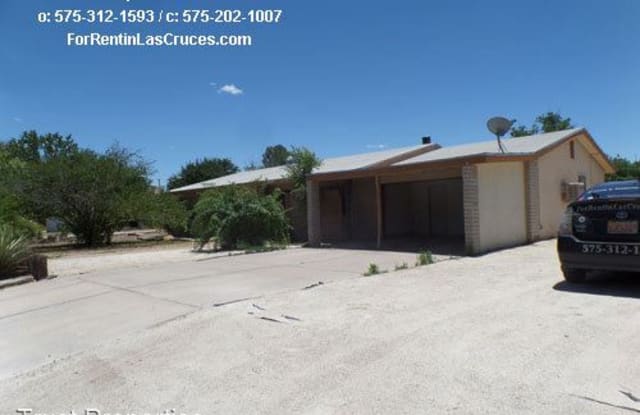 220 Astor Dr - 220 Astor Drive, Doña Ana County, NM 88001