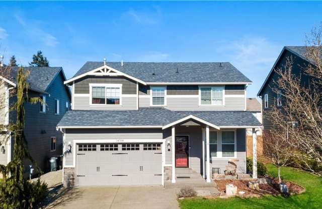 Beautiful 4 bedroom in Yelm WA - Apply Today!
