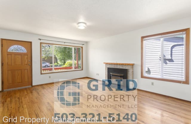 2034 SE 87th Ave - 2034 Southeast 87th Avenue, Portland, OR 97216