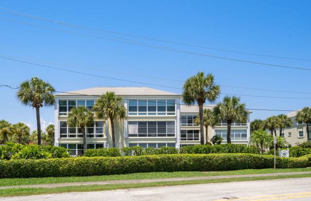 1441 Ocean Dr