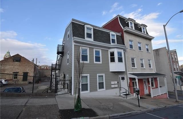 435 Ferry Street - 435 Ferry Street, Easton, PA 18042