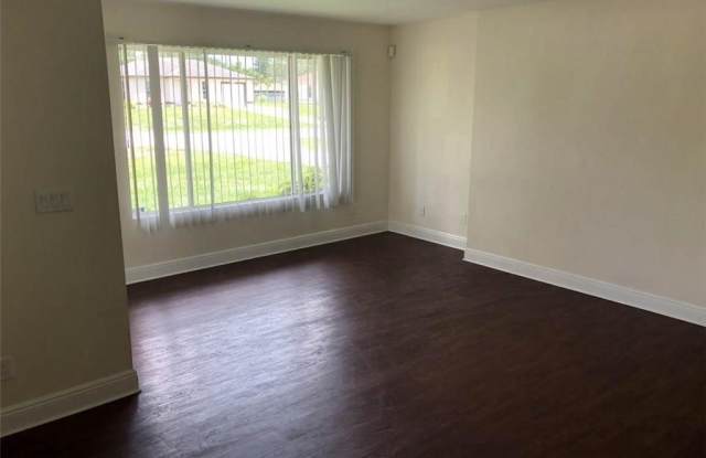 18584 Miami Boulevard