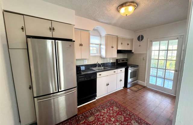 Photo of 84 Surrey Lane