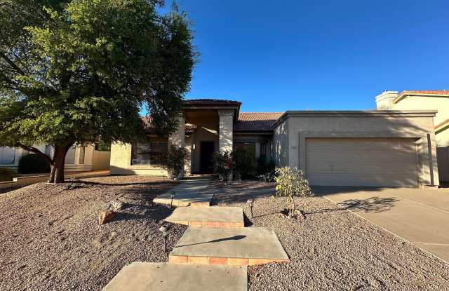3618 E Goldfinch Gate Lane
