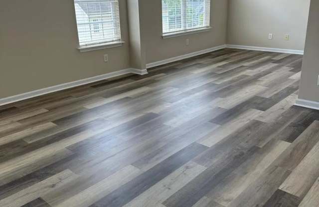 108 Saye Pl