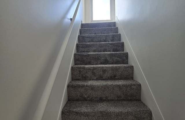 231 Mulberry Street - Upper