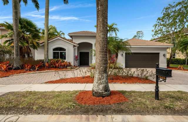 1666 Victoria Pointe Circle