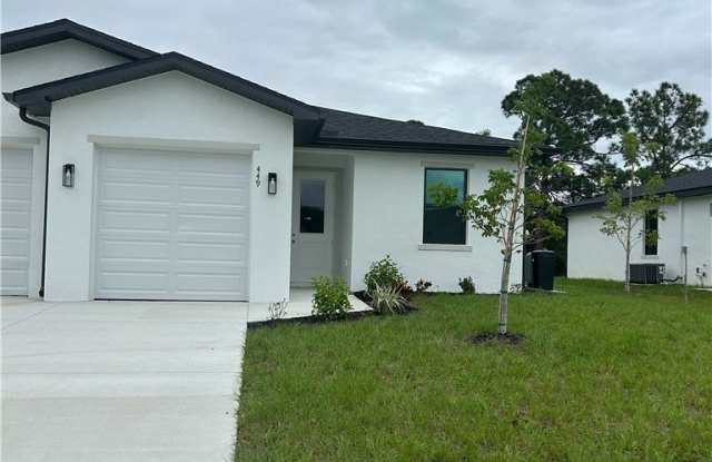 449 Bell Boulevard S