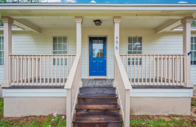 456 Kings Lake Boulevard