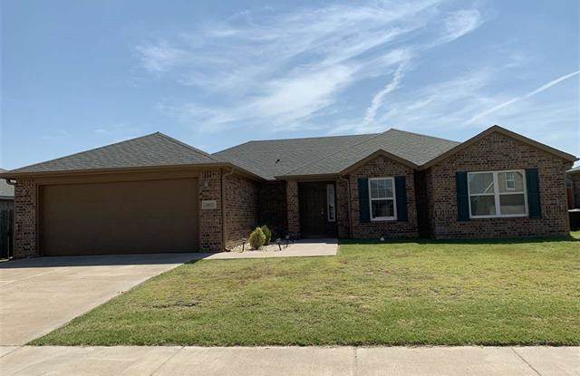 3803 Plantation Dr - 3803 Plantation Drive, Enid, OK 73703