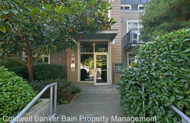 145 Ferncliff Ave. N. E., Unit D238