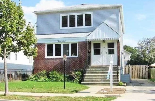 38 3rd Avenue - 38 3rd Avenue, East Rockaway, NY 11518