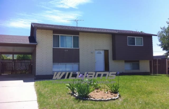 Oquirrh Ave. Duplex - 614 Oquirrh Avenue, Tooele, UT 84074