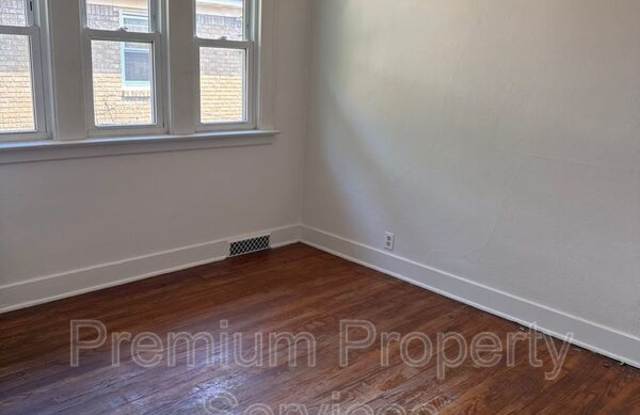 907 14th Street (Unit 2)