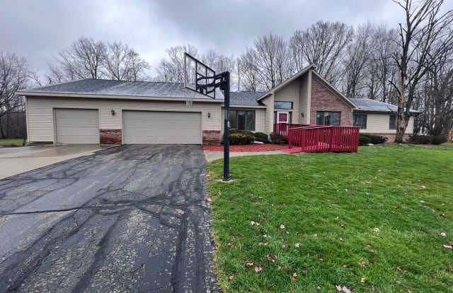 486 Ashton Ct. - 486 Ashton Court Southeast, Kent County, MI 49546