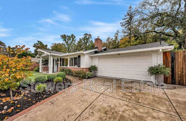 627 North Silverado Drive